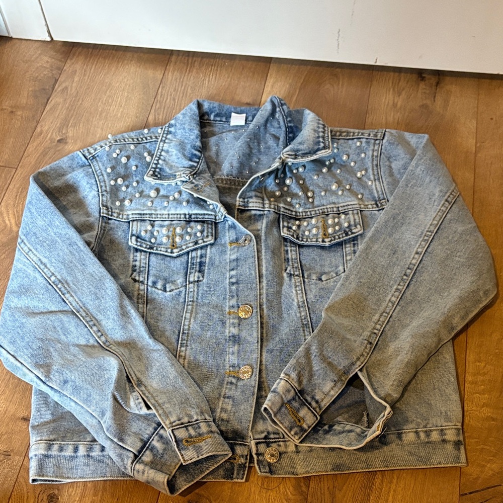 Women’s Studded Denim Jacket